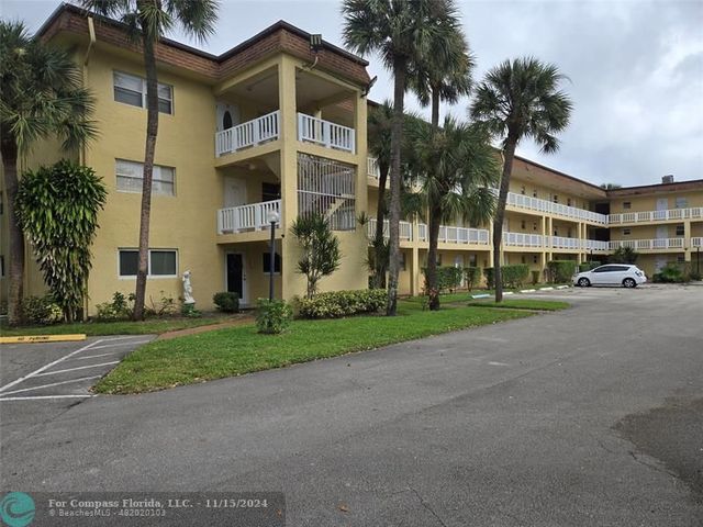 $2,200 | 3500 Southwest Natura Boulevard, Unit 310 | Village at Tivoli