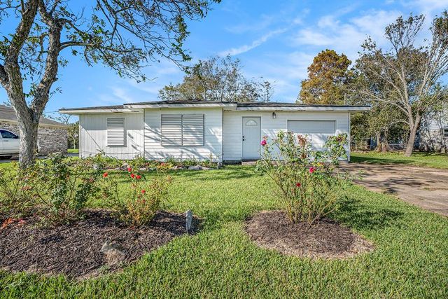 $137,500 | 201 South Orchid Drive | Texas City