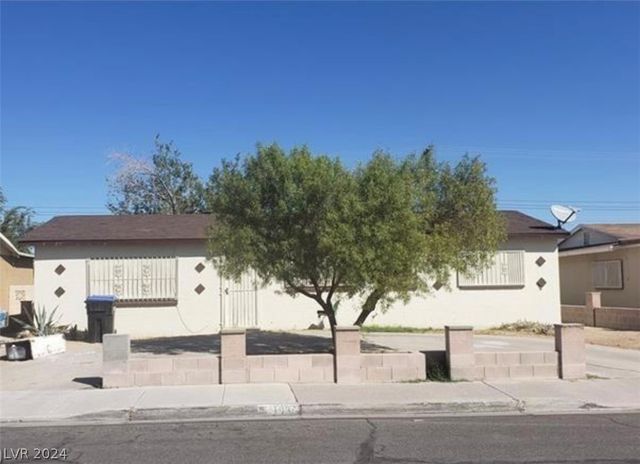 $359,900 | 1936 Lawry Avenue | West Las Vegas