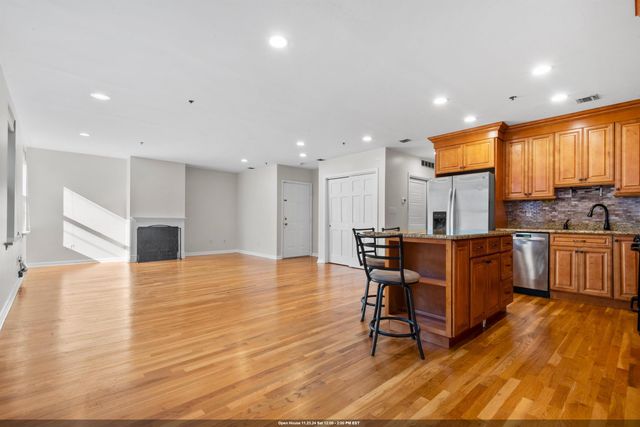 $1,099,000 | 158 Newark Street, Unit 3 | Southeast Hoboken