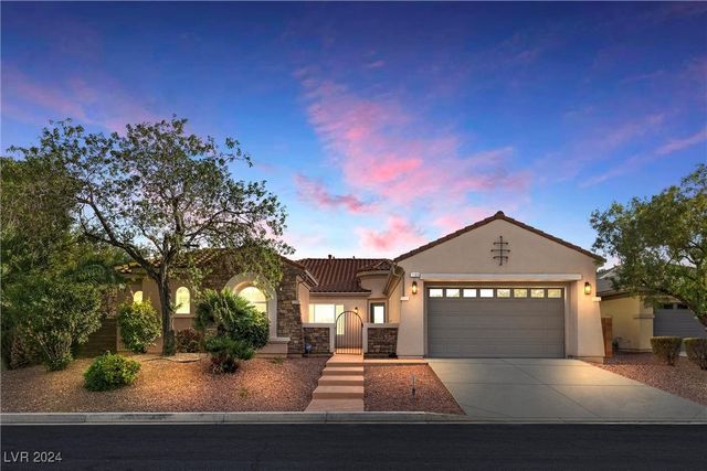 $890,000 | 7103 April Wind Avenue | Centennial Hills