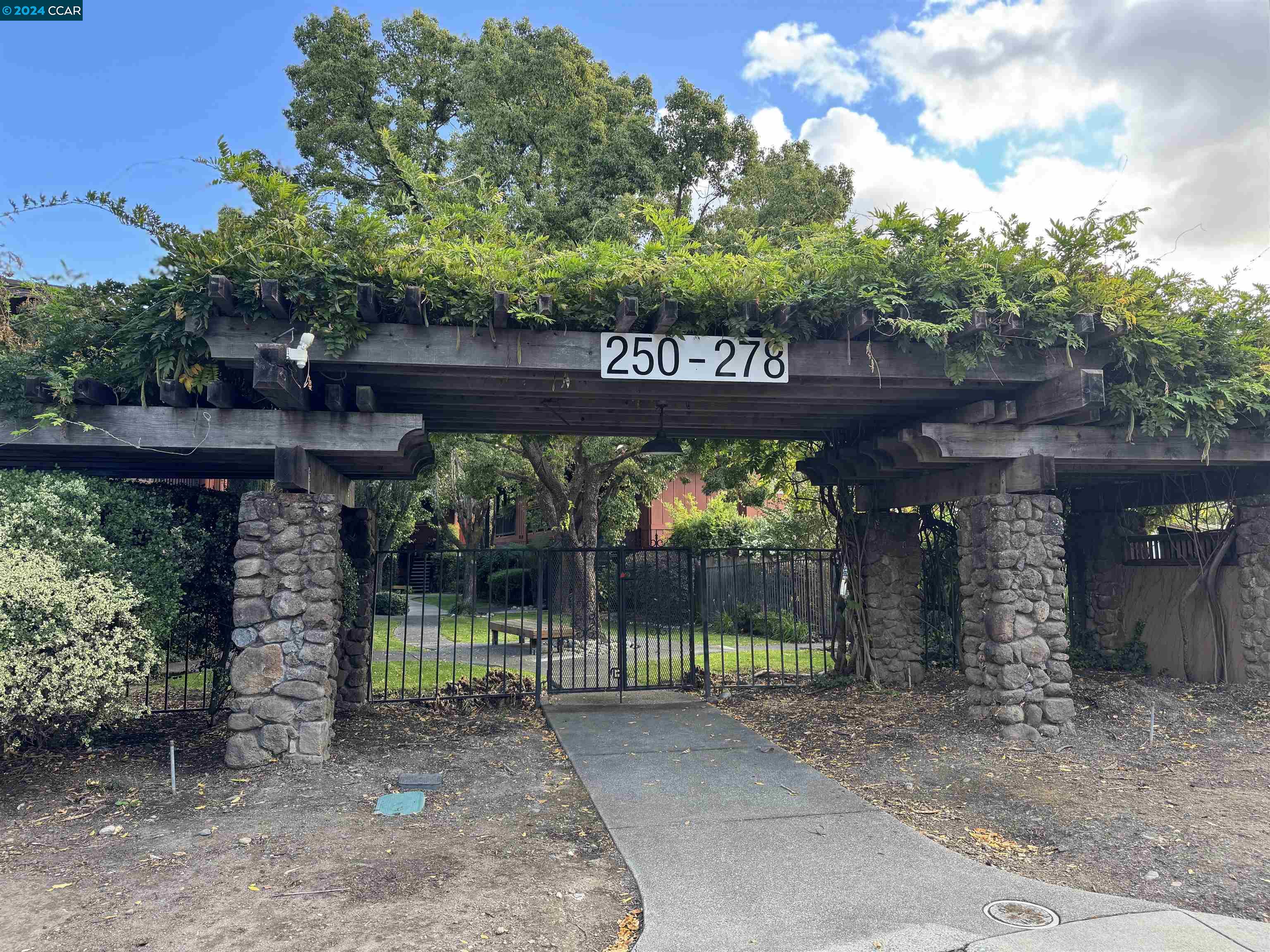 a view of a entrance gate of a building