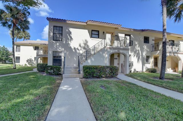 $2,600 | 2600 Greenwood Terrace, Unit 203 | Boca Raton Hills