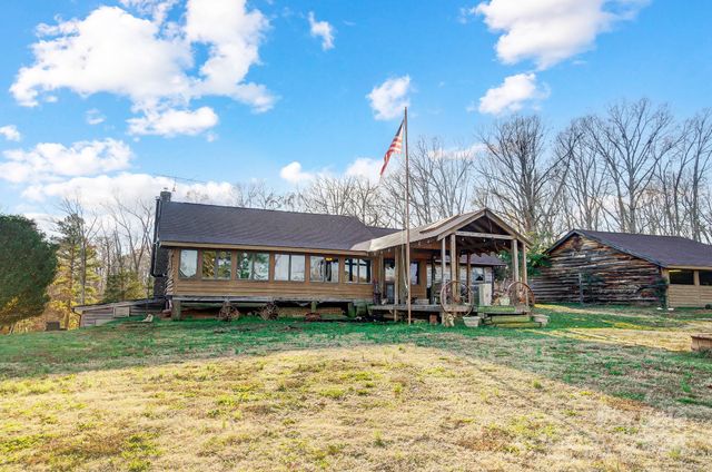 $999,990 | 13185 Highway 801 | Mount Ulla Township - Rowan County