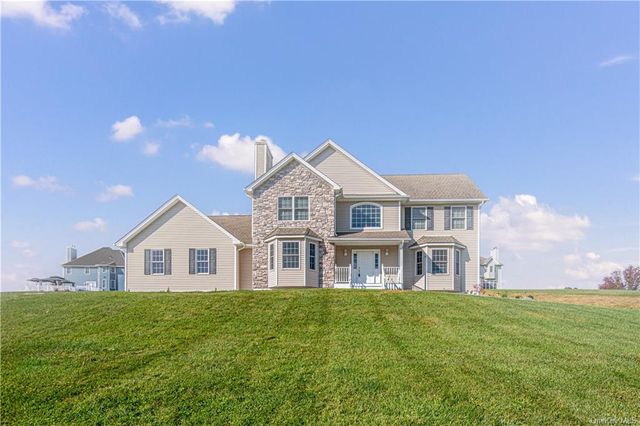 $670,000 | 20 Ryans Run | Pleasant Valley