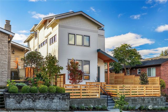 $2,588,000 | 2153 4th Avenue West | West Queen Anne