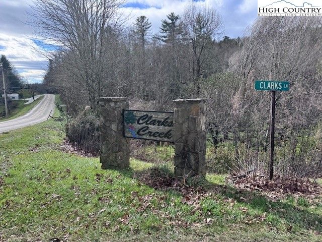 $35,000 | Lot 3 Clarks Lane | Montezuma Township - Avery County