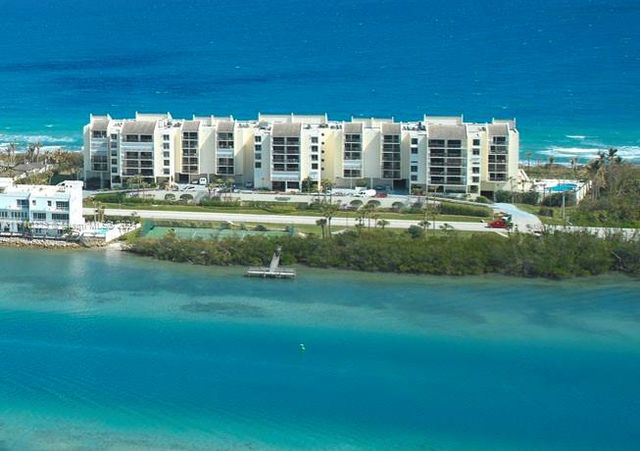 $2,295,000 | 19670 South Beach Road, Unit PHA4