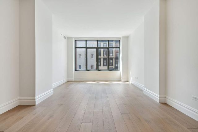 $6,500 | 245 West 14th Street, Unit 3A | Chelsea