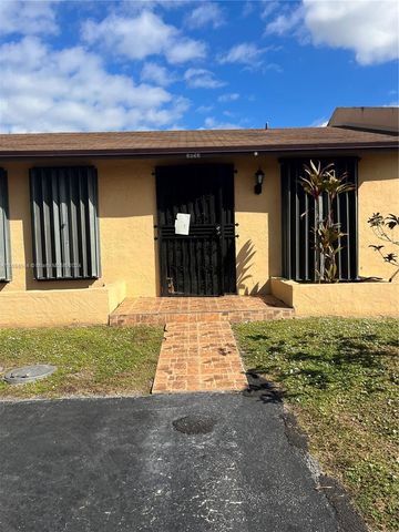 $2,200 | 3053 Northwest 204th Lane, Unit 3053 | Carol City