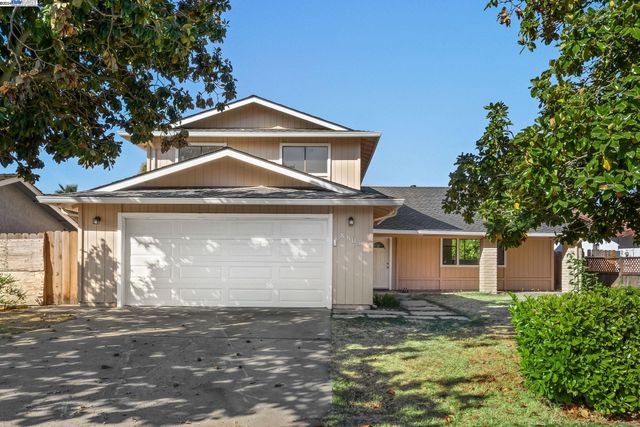 $525,000 | 8803 Stonewood Drive | Upper Hammer Lane-Thornton Road