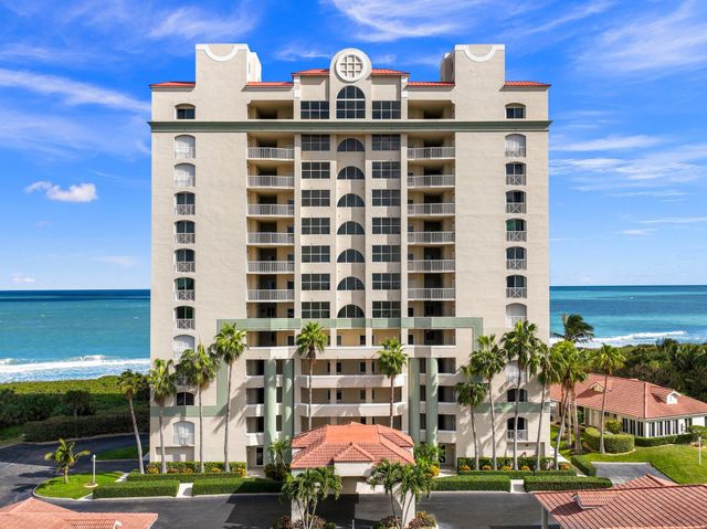 $775,000 | 3920 North Hwy A1A, Unit 204 | Hutchinson Island North