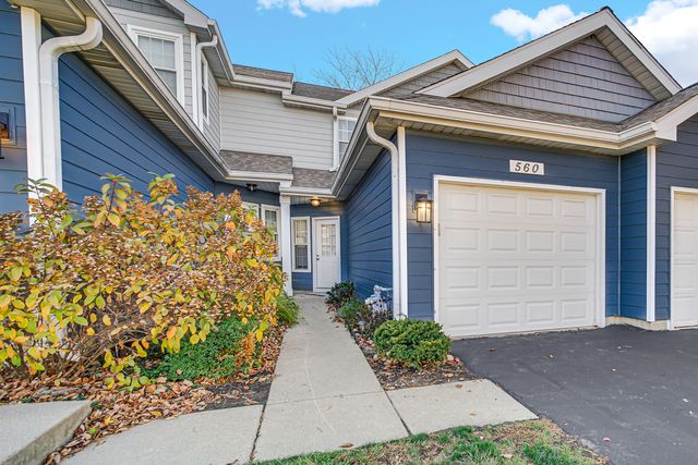 $2,400 | 560 Woodcrest Drive | Mundelein