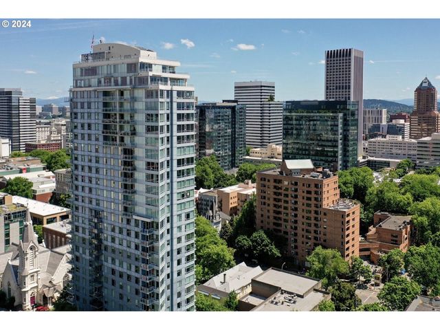 $369,000 | 1500 Southwest 11th Avenue, Unit 804 | Downtown Portland