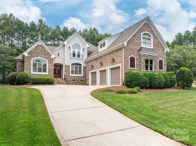 $1,175,000 | 3240 Lake Pointe Drive | Reflection Pointe