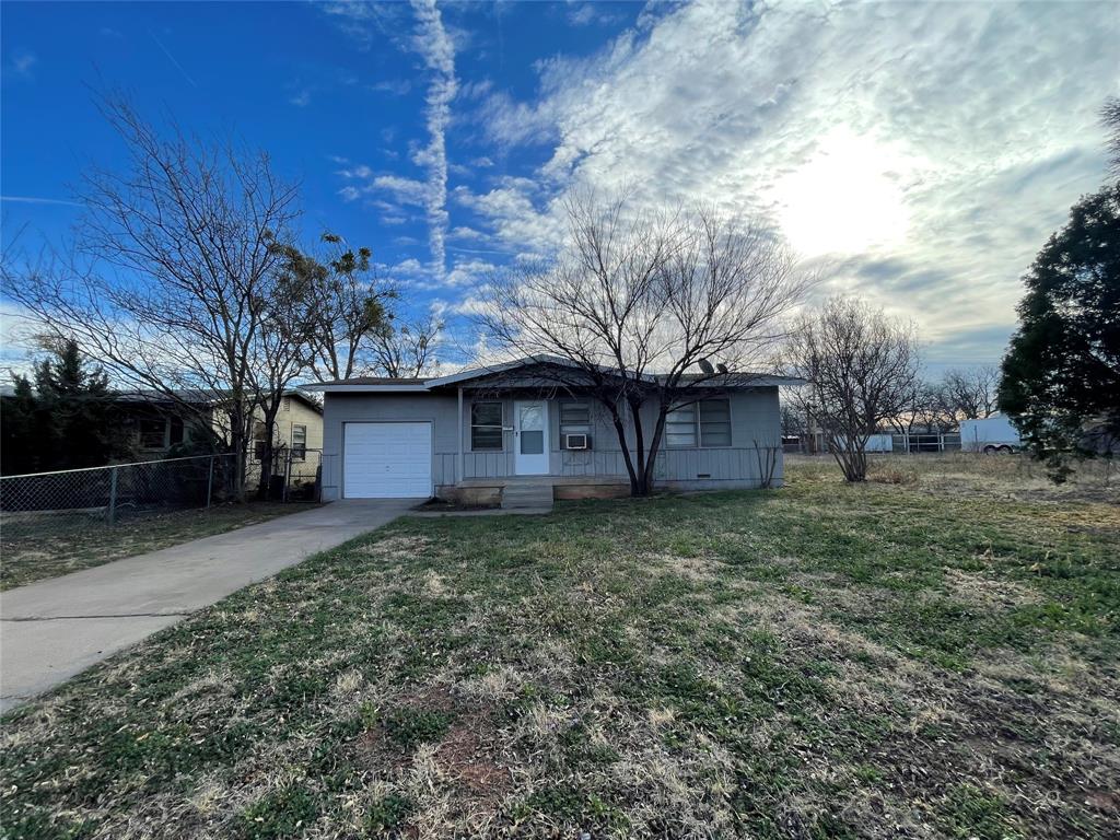 1225 South Crockett Drive, Abilene, TX 79605 | Compass