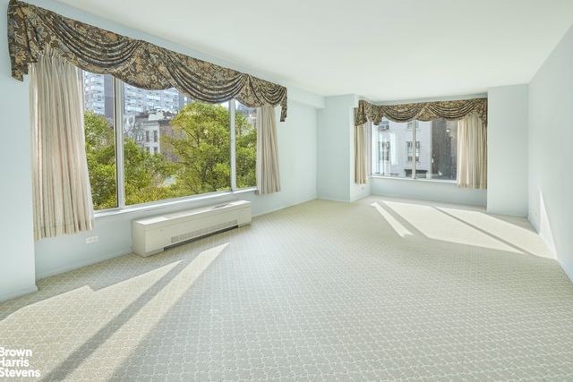 $950,000 | 205 East 68th Street, Unit T3F | Lenox Hill