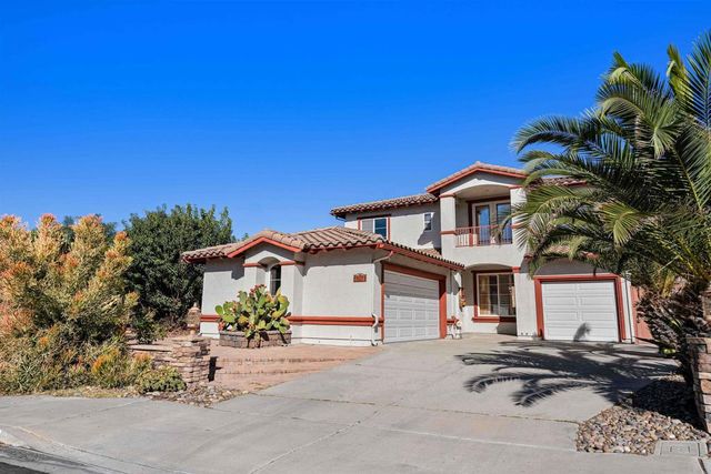 $1,200,000 | 1271 Via Escalante | Rancho Del Rey