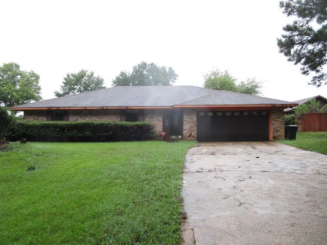 $164,900 | 7904 Pines Road