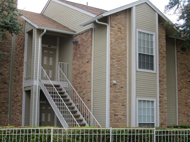 $1,400 | 8600 Coppertowne Lane, Unit 701 | Lake Highlands