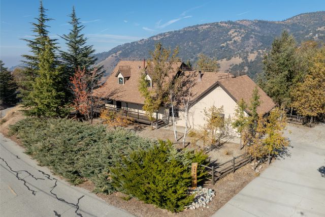 $450,000 | 24940 Arrow Court | Bear Valley Springs