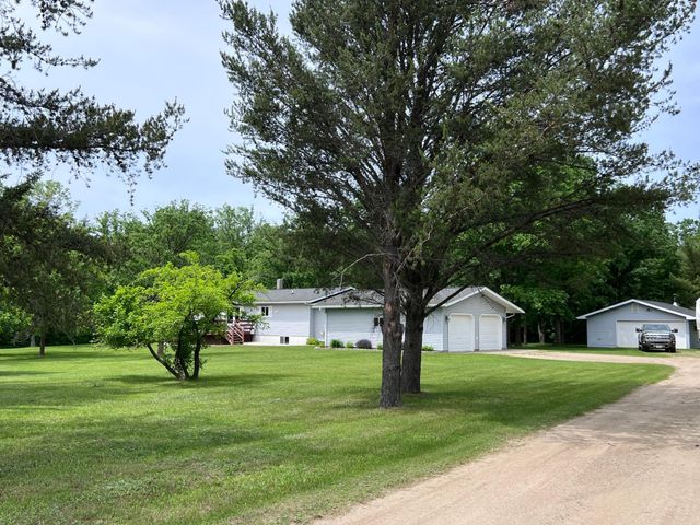 $450,000 | 26762 474th Street | Helga Township - Hubbard County