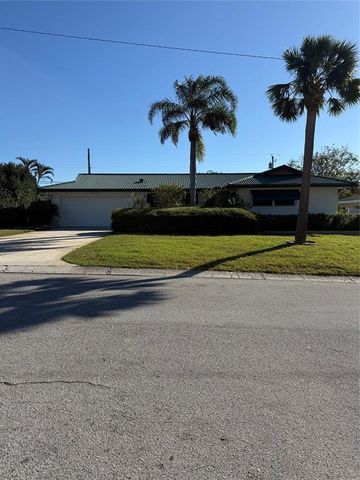 $574,900 | 1007 Normandy Road | Clearwater