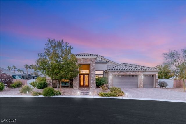 $1,235,799 | 7418 Lawrence Powers Court | Lone Mountain