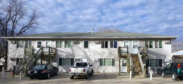 $725 | 611 Lake Avenue | Ortonville