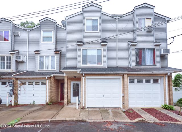 $545,000 | 22 Girard Street | Tottenville