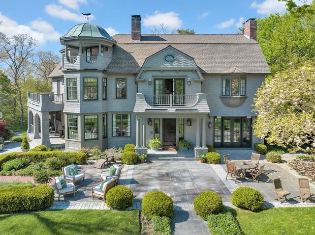 $7,700,000 | 11 Boardman Avenue | Manchester-by-the-Sea