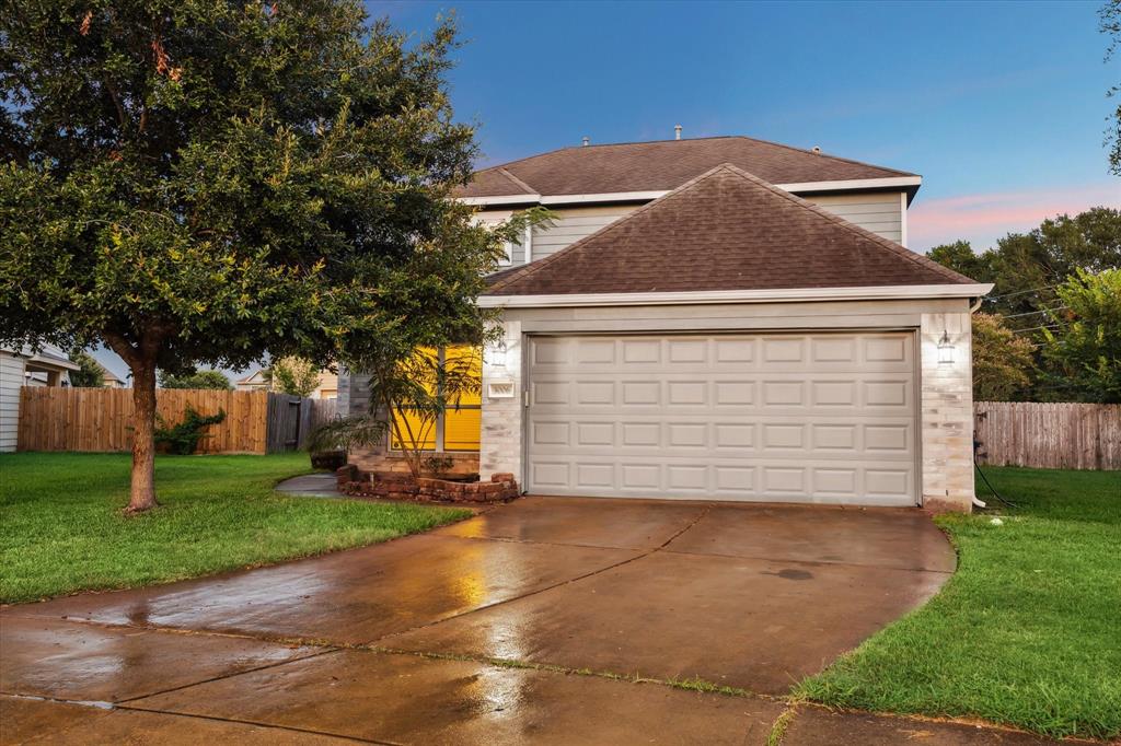 a front view of house with yard