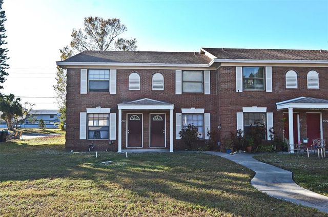 $1,500 | 2722 Gray Fox Lane | Fox Hunt Lanes