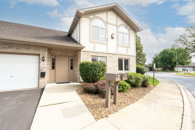 $218,900 | 2644 Par 4 Lane, Unit 2644 | Joliet