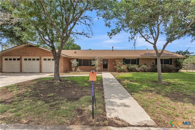 $2,200 | 1338 Canary Lane | Keller Heights