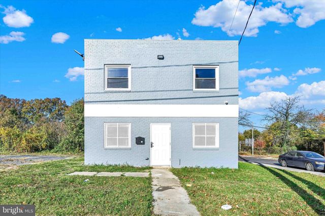 $299,950 | 2400 Annapolis Road | Westport