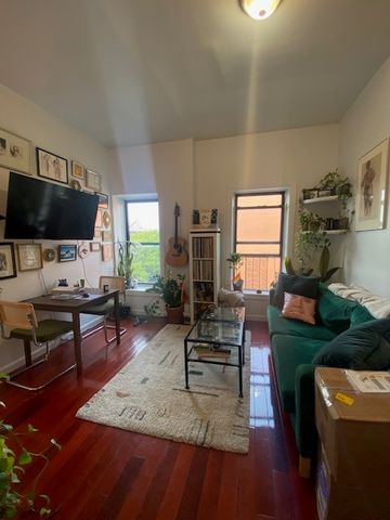 $2,888 | 350 Greene Avenue, Unit 10 | Bedford-Stuyvesant