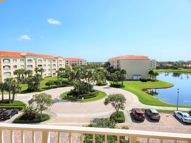 $2,800 | 9 Harbour Isle Drive East, Unit PH5 | Harbour Isle at Hutchinson Island