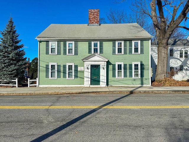 $369,000 | 41 Front Street, Unit 3 | Front Street Historic District