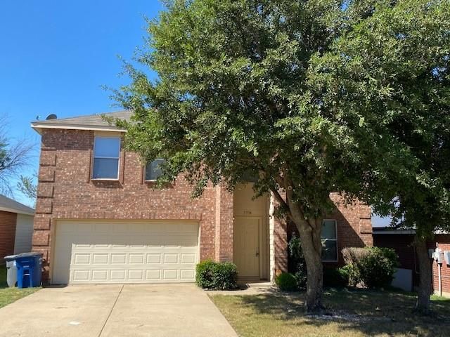 $2,095 | 7534 Rice Lane | Southeast Oak Cliff