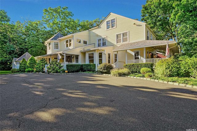 $1,195,000 | 95 Centerport Road | Huntington