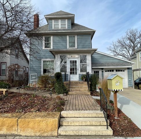 $330,000 | 222 West Pleasant Street | Liberty Park