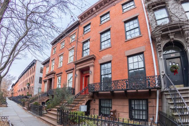 $7,250 | 239 Carlton Avenue, Unit 3 | Fort Greene