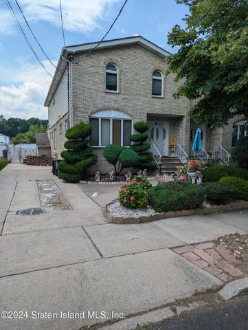 $989,888 | 57 Speedwell Avenue | Bulls Head