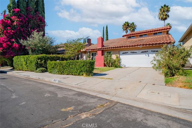 $1,250,000 | 18247 Sylvan Street | Tarzana