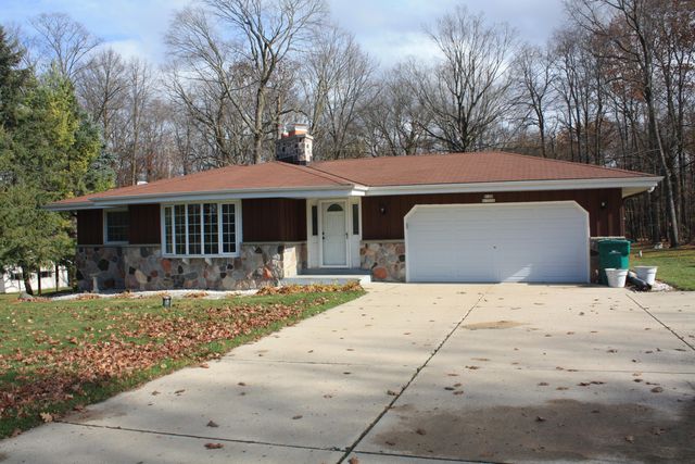 $365,000 | W188-n13550 Maple Road | Germantown