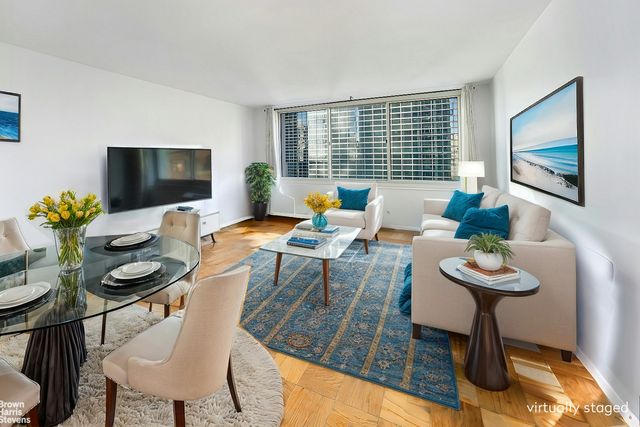 $775,000 | 333 East 45th Street, Unit 20B | Midtown East