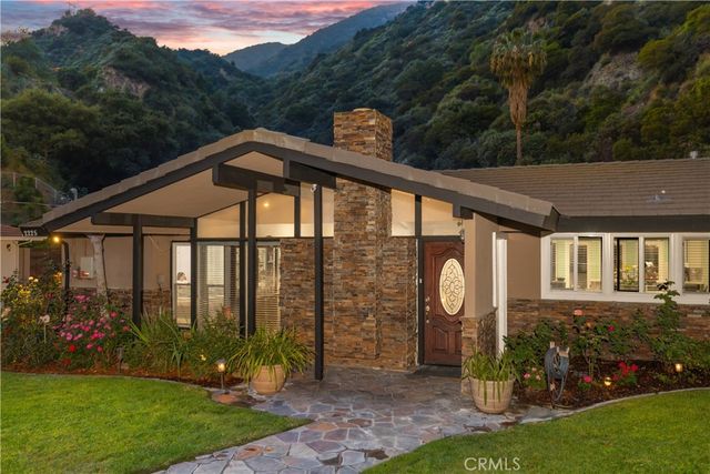 $2,088,000 | 2225 Canyon Road | Highlands