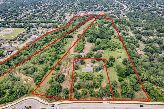 $1,200,000 | 4001 Curry Road | Southwest Arlington