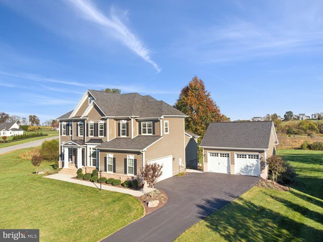 $1,499,000 | 18325 Wild Raspberry Drive